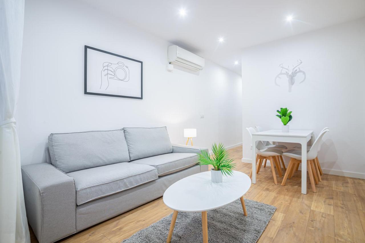 Ferienwohnung The White Flats Les Corts Barcelona Exterior foto